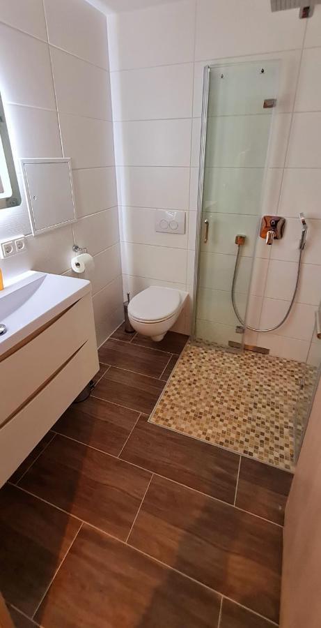 Moderne Wohlfuehlferienwohnung In ฮิลด์บวร์กเฮาเซน ภายนอก รูปภาพ